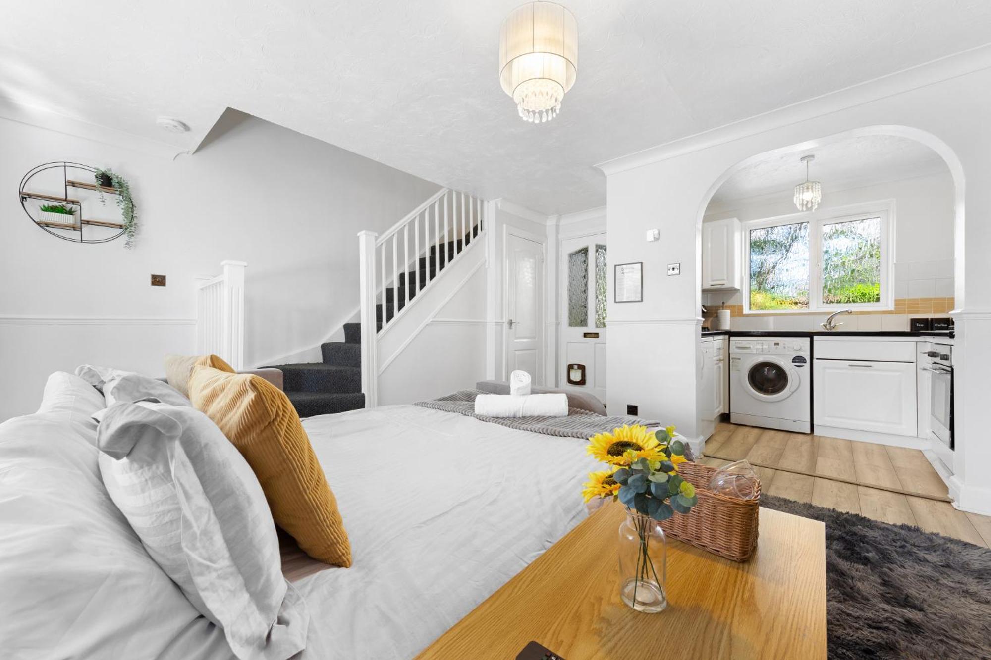 Watford Cozy Full Home - Perfect For Harry Potter Studios! Exterior photo